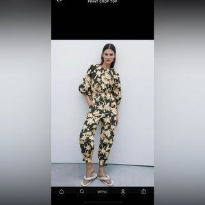 Zara multicolor floral crop top. Size S.